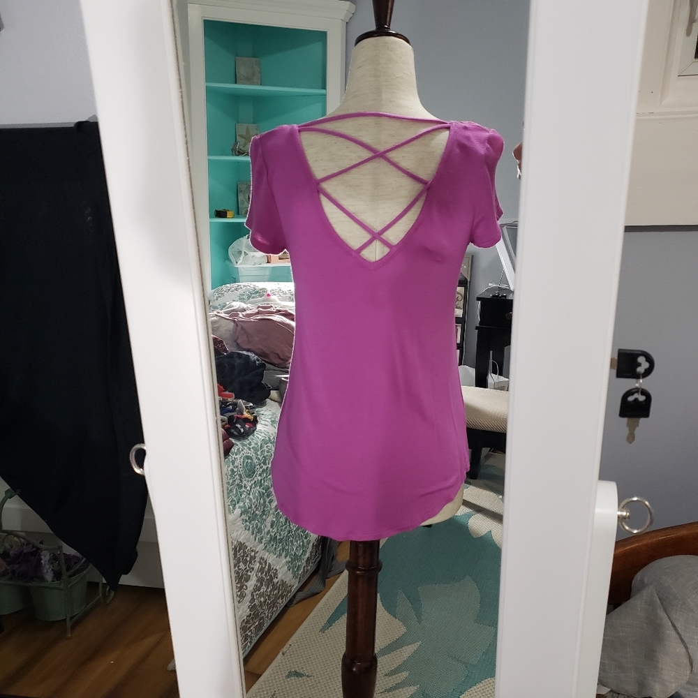 Pink top - Picture 3 of 4
